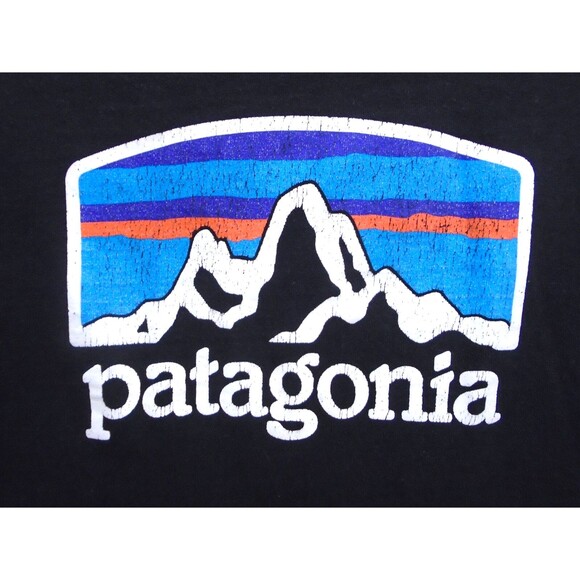 Patagonia Mens 'Responsibili' Short Sleeve Shirt Size S Back Logo Regular fit - Picture 6 of 6